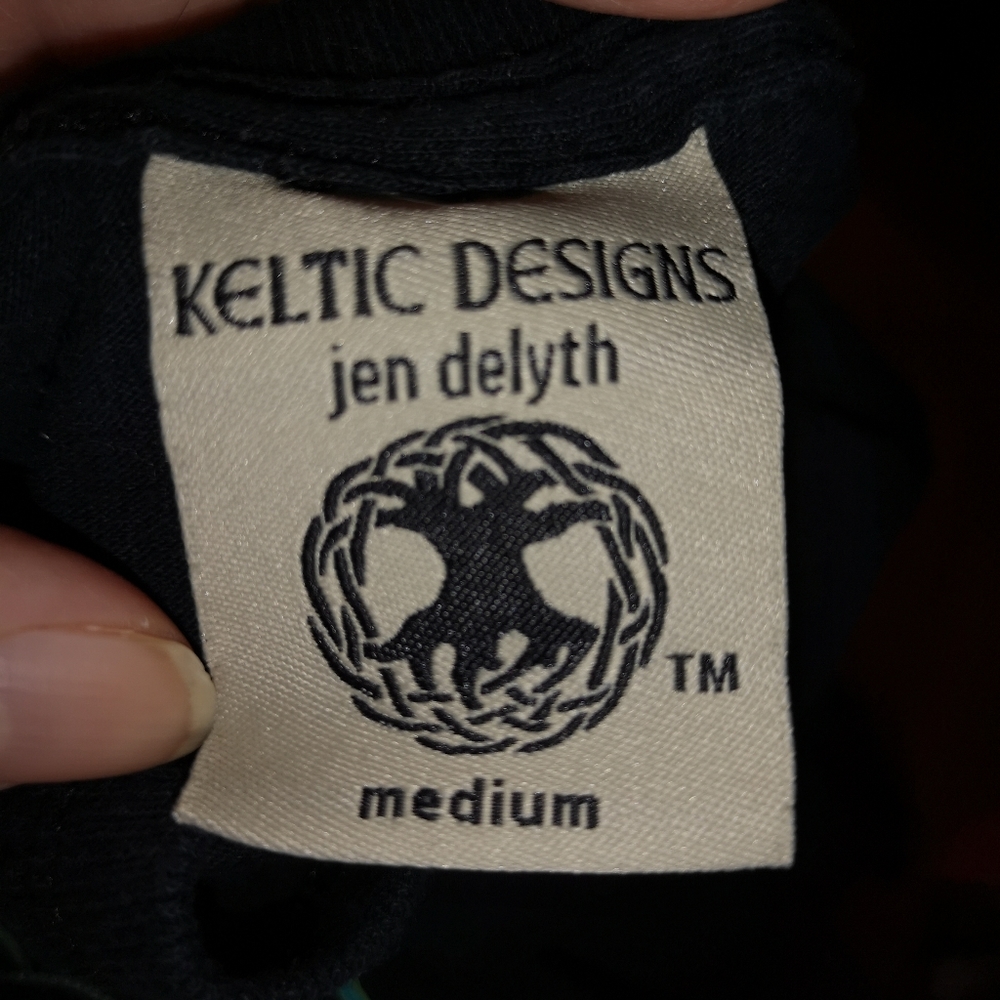 Shirt - Picture 3 of 3